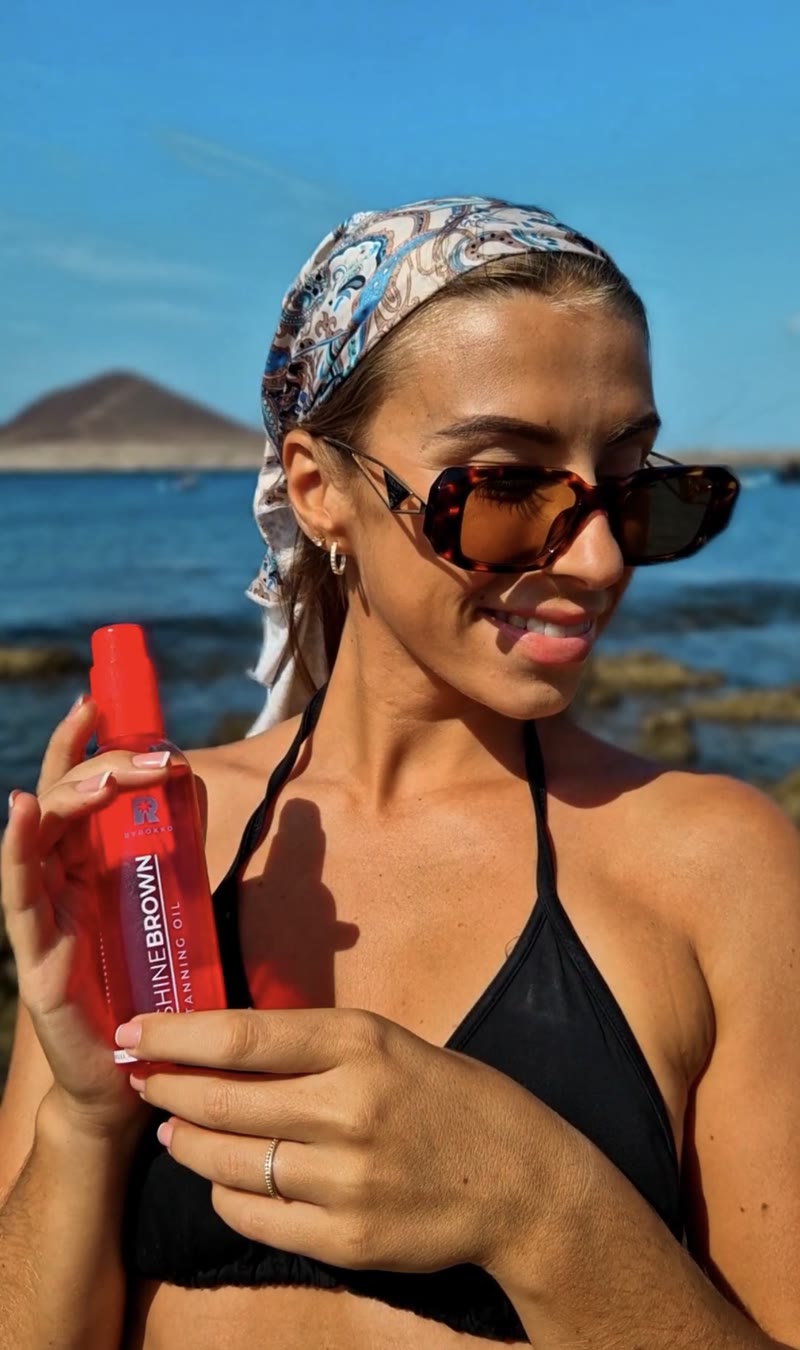 Lena Eckhof am Strand auf Teneriffa